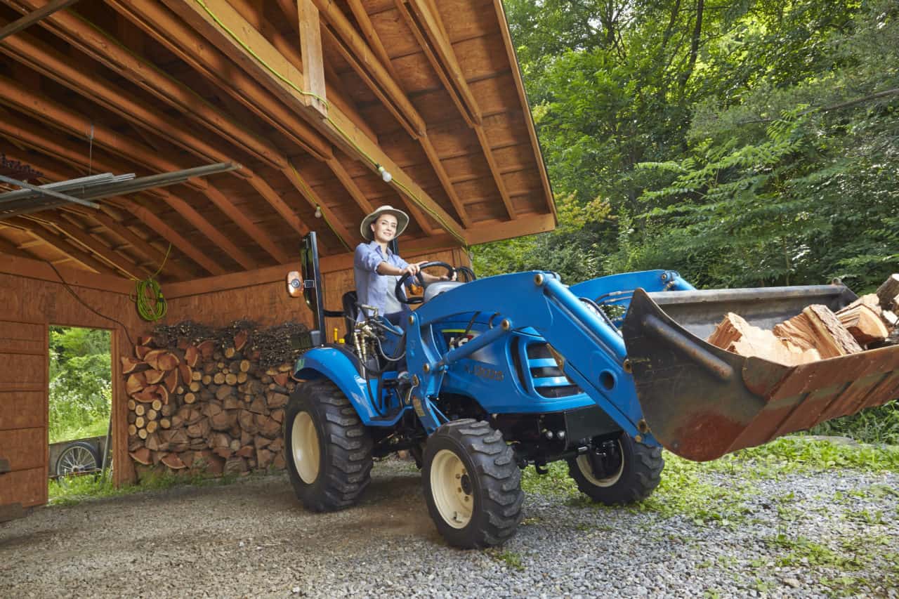 LS Tractor Lifestyle Photo